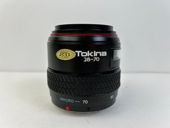 Tokina SD 28-70mm 1: 3.5-4.5 Lens