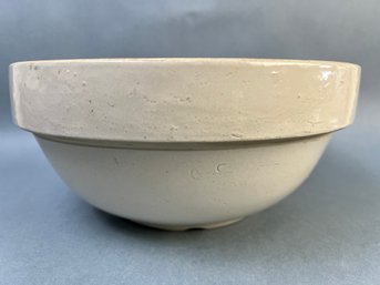 Vintage Stoneware Mixing Bowl.