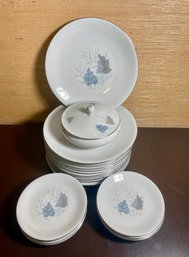 23 Piece Set Of Crown Royale China *LOCAL PICKUP ONLY - NO SHIPPING*