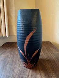Vintage Japanese Black Vase *Local Pick-Up Only*