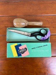 Weiss Pinking Shears - Model C & Wood Sock Darner