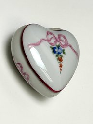 Vintage Porcelain Limoges Castel Heart Shaped Trinket Box