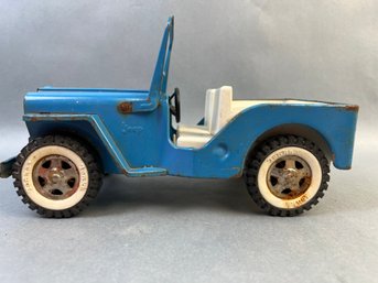 Original Tonka Jeep.
