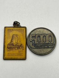1 Pendant And 1 Commemorative Coin