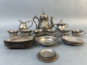 Very Old Pot Metal Doll House Tea Or Coffee Service.