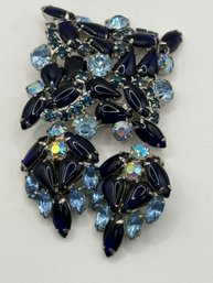 Light And Dark Blue Stone Pin And Clip On Earring Set