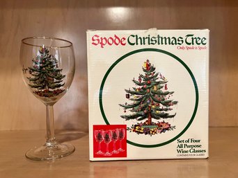 Set Of 4 Spode Christmas Tree Wine Glasses