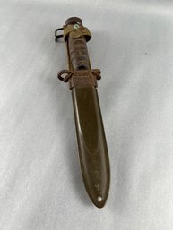 WWII US M8 Fighting Knife By Imperial & Scabbard