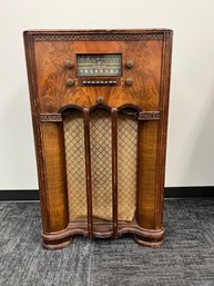 Stromberg-Carlson Upright Short Wave Radio-works