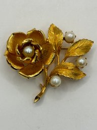 Gold Tone Flower Pin With Cultured Pearls By Lisner