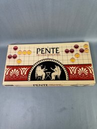 Parker Bros Board Game: Pente