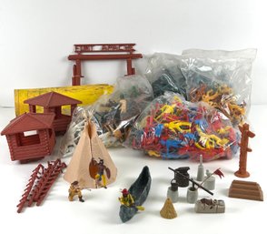Vintage Cowboys And Indians Figurines And Play-sets Lot