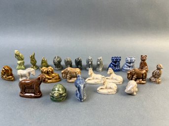 24 Red Rose Tea Figurines By Wade.