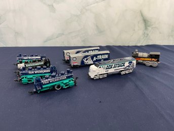 Lot Of Seattle Mariners Collectible Trains & Cars O Gauge