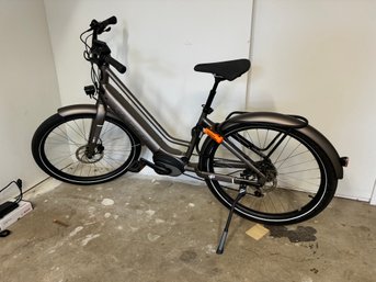 Electra Vale Go Electric Bicycle   *Local Pick Up Only*
