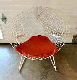 BERTOIA DESIGN WHITE DIAMOND WIRE CHAIR *Local Pick Up Only*