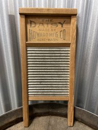 The Daisy Washboard ~ Made By Howard Mfg. Co. Kent, Wa