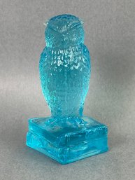 Degenhart Glass Figurine Wise Ole Owl On Books Blue Variant Color