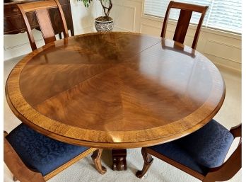 Pennsylvania House Dining Room Table & Chairs