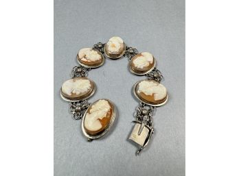 800 Silver Cameo Bracelet **Local Pickup Only**