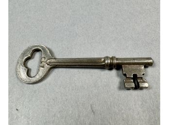 Silver Tone Key  **Local Pickup Only**