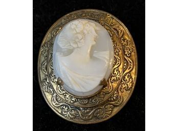 Vintage Cameo Pin