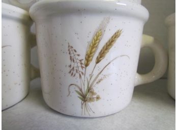 Set Of 4 Treasure Craft Wheat Mugs