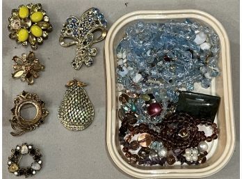 Broken Jewelry, Beads And Pins-crafters Welcome