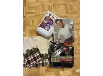 Lot Of 4: TShirts/mens Briefs/Pillowcases