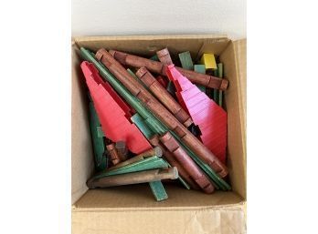 Small Box Of Lincoln Logs