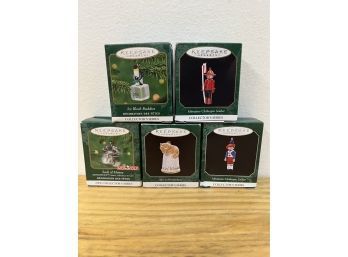 Hallmark Keepsake Ornaments-Set Of 5-Sack Of Money Ice Block Buddies Alice In Wonderland