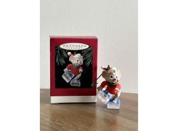 Hallmark Keepsake Ornament-On The Ice