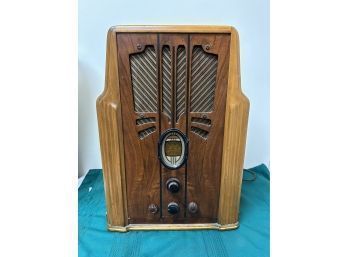 Antique Wooden Radio