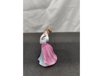 Royal Doulton Figurine 'Amy'