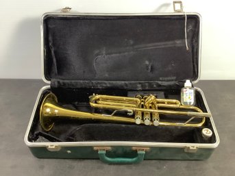 Bundy Trumpet Designed By Vincent Bach. Sold By Selmer Wcase