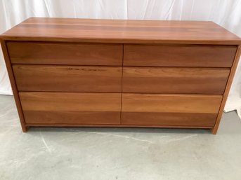 Pompanoosuc Mills Cherry Vermont Made Six Drawer Ladies Dresser