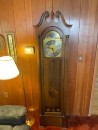 Colonial Grandfather Clock With Reeded Columns