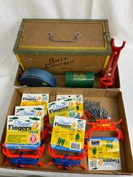Vintage Bait Canteens Rod Holder & Stringer Fingers Handle Set