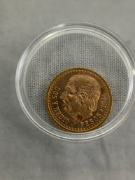 1944 2 1/2 Pesos Dos Y Medio Pesos Mexico Gold Coin
