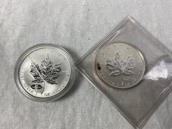 2 Canada .9999 Silver 1oz Rounds 1998 And 1999 $5 Maple Leafs With Privys