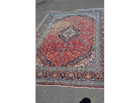 Signed Room Size Persian Rug 8ft 9in X 12ft 9in