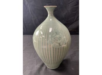 Beautiful Bird Decorative Celadon Crackle Vase.