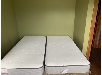 Pair Of Sealy Posturepedic Twin Beds With Metal Frames