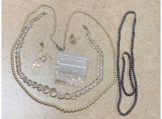 14kt Gold Jewelry Lot With Gold Flakes