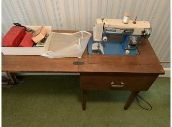 Morse Zig Zag Model 4300 Sewing Machine