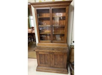 Antique Oak 4 Door Cabinet With 2 Glass Doors