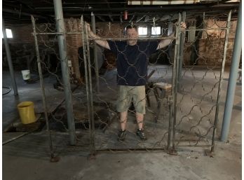 3 Piece Iron Gate With Two Side Pieces