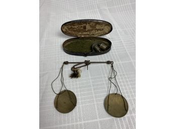 Small Antique Portable Jewelers Scale