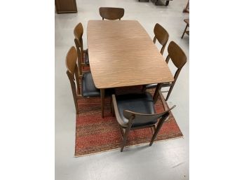 Keller Dinning Room Table With 6 Chairs