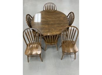 Oak Kitchen Table With 6 Chairs And Two Leaves Also A Round Glass Top